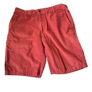 Dockers 10” Men’s  Shorts size 33